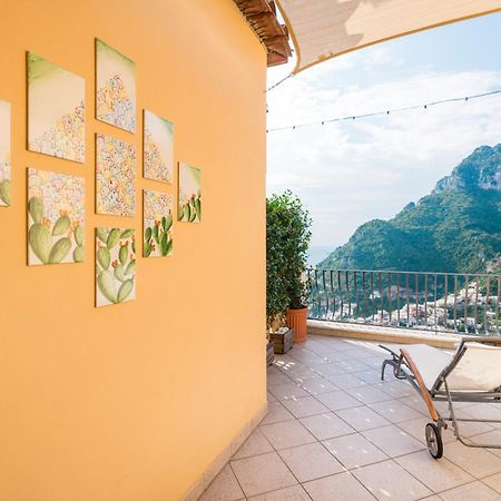 Lia'S Room - Il Monticello Positano Bagian luar foto