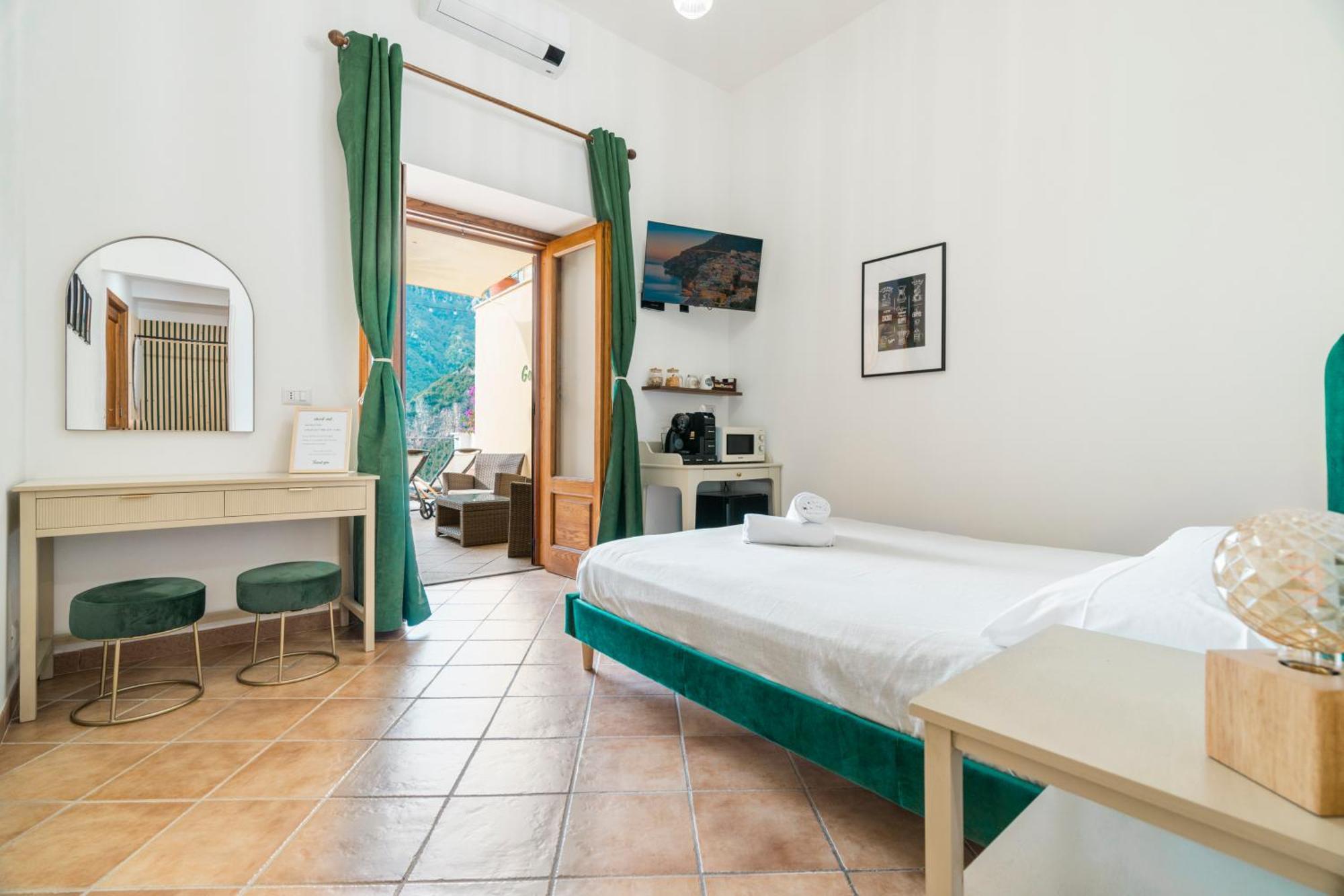 Lia'S Room - Il Monticello Positano Bagian luar foto